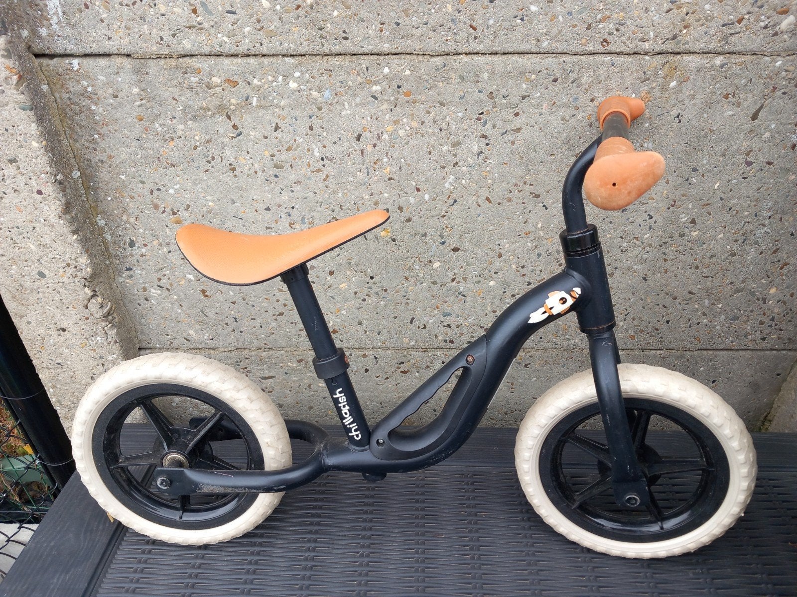 Loopfiets chillafish, Kinderen en Baby's, Speelgoed | Buiten | Voertuigen en Loopfietsen, Ophalen, Loopfiets