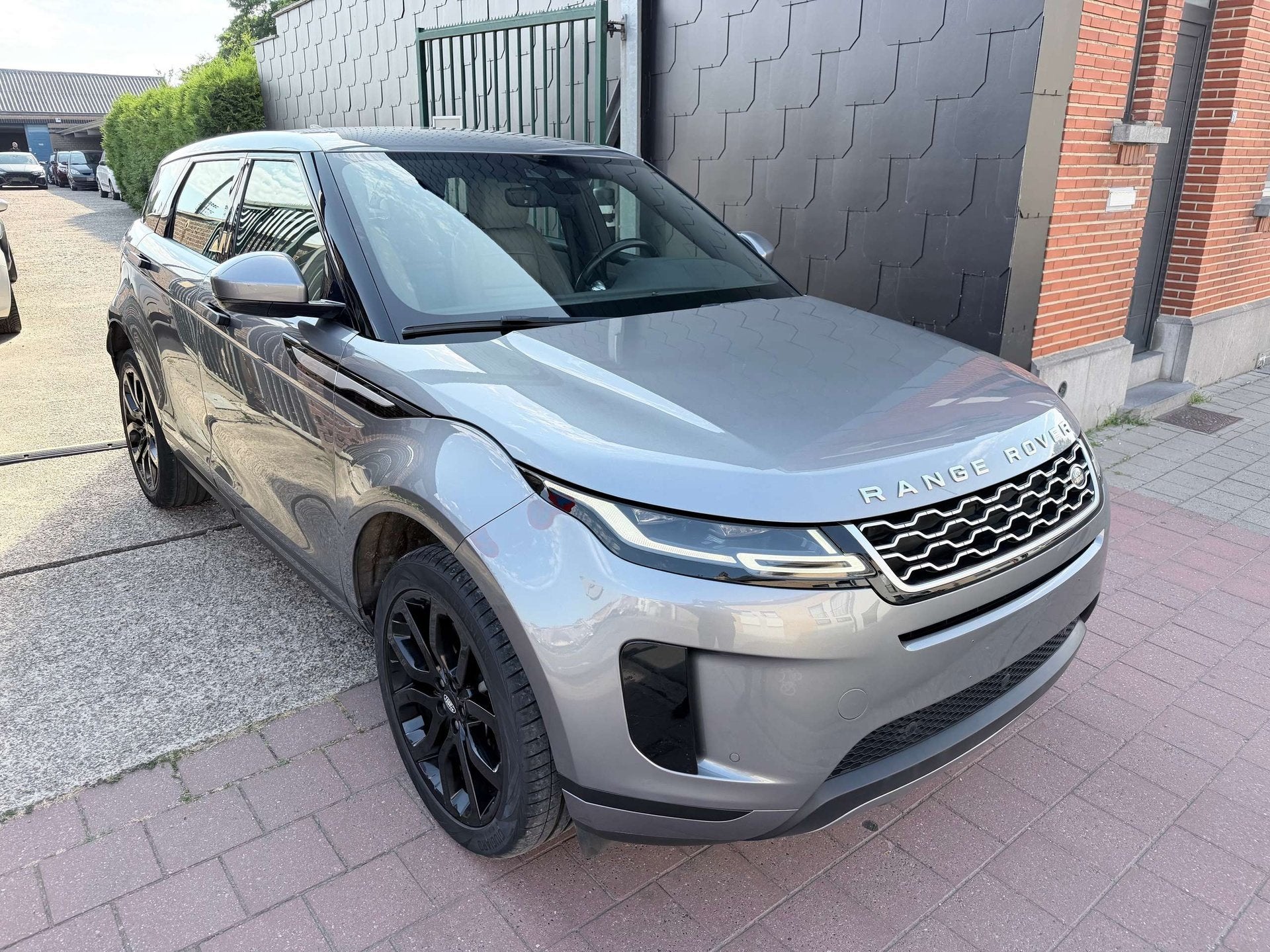 Land Rover Range Rover Evoque 2.0 HYBRID AUTOMAAT | Apple Ca, Autos, https://public.car-pass.be/vhr/125cc5ae-1369-4e1d-b6f0-2f165998d7a5