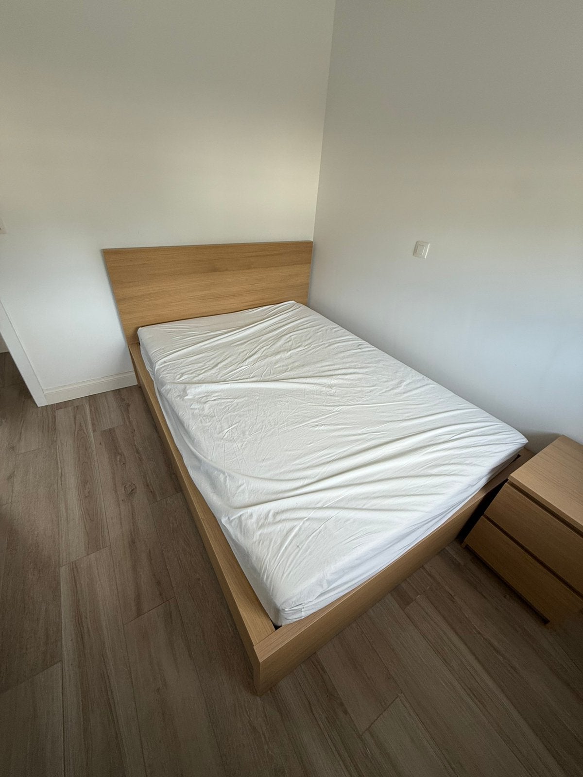 slaapkamer bed matras kasten, Ophalen, Beige, Zo goed als nieuw, Twijfelaar