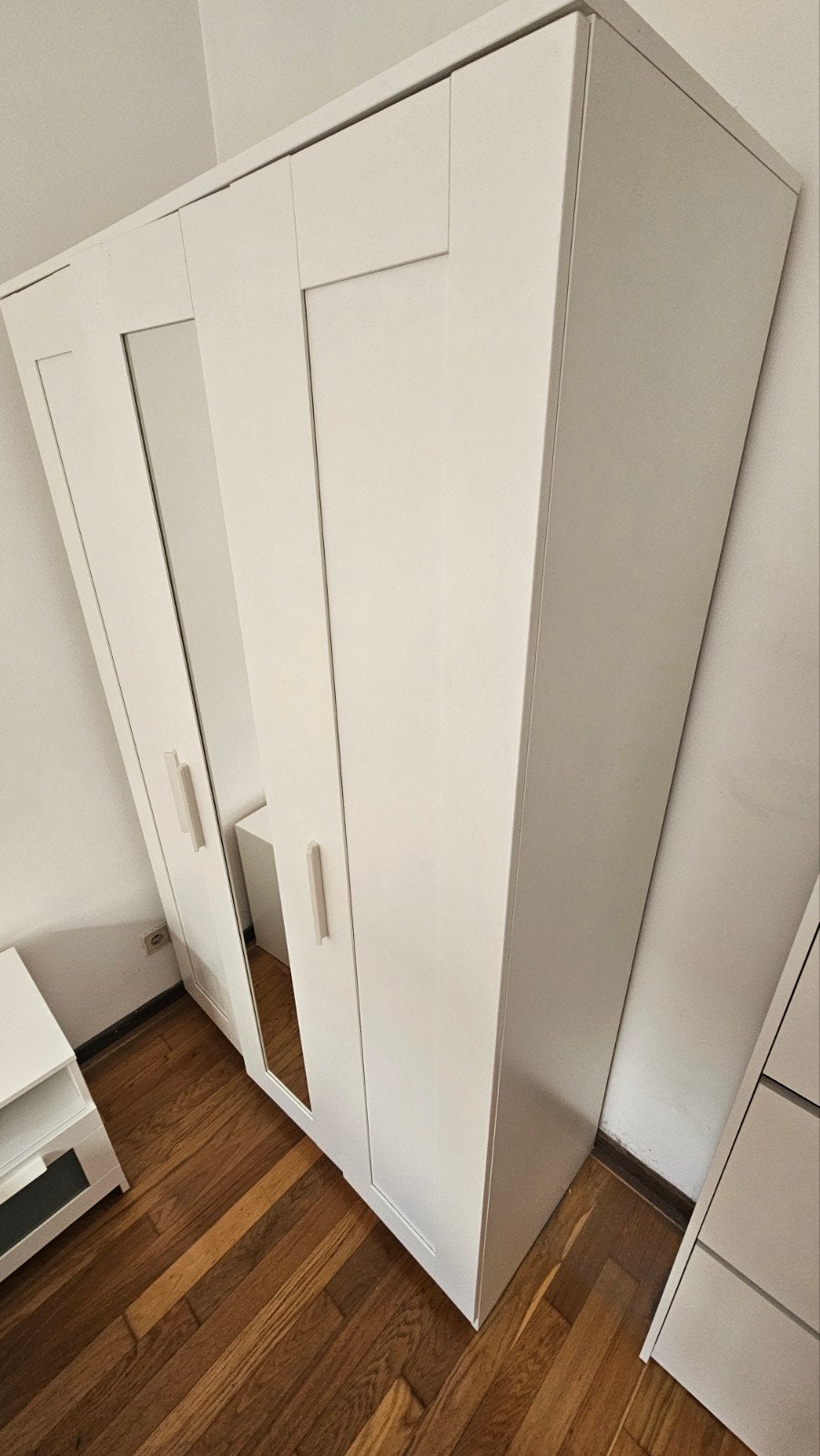 IKEA Brimnes armoire, Maison & Meubles, Armoires | Penderies & Garde-robes