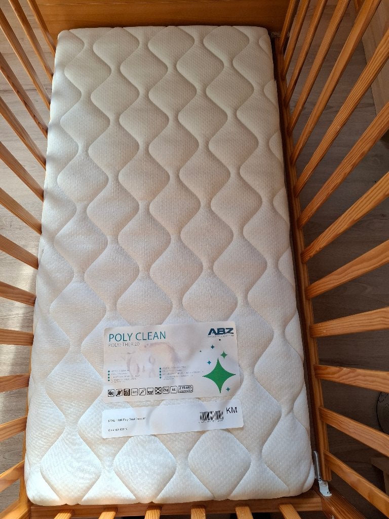 Kinderbedje gratis, matras 5€, Matelas, Moins de 70 cm, Enlèvement, Utilisé