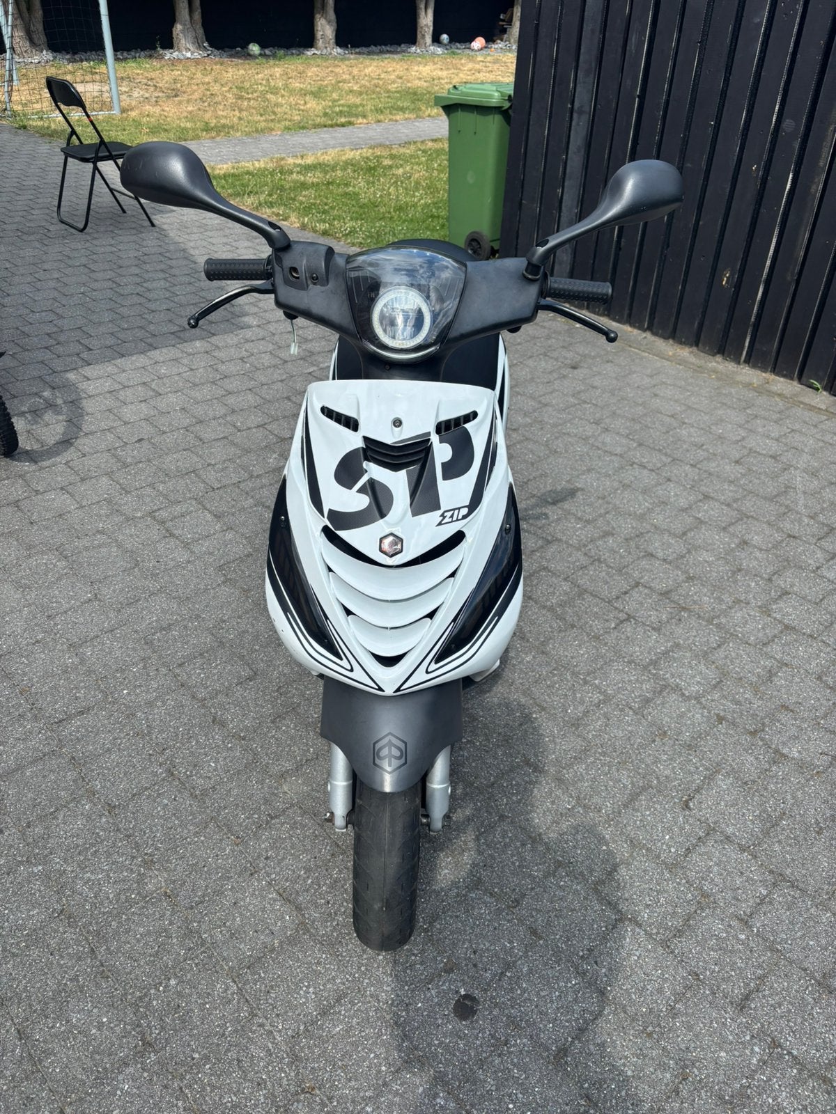 Piaggio zip scooter 50 cc wit, Vélos & Vélomoteurs, Scooters | Piaggio, Utilisé, Zip, Classe B (45 km/h), Essence, Enlèvement