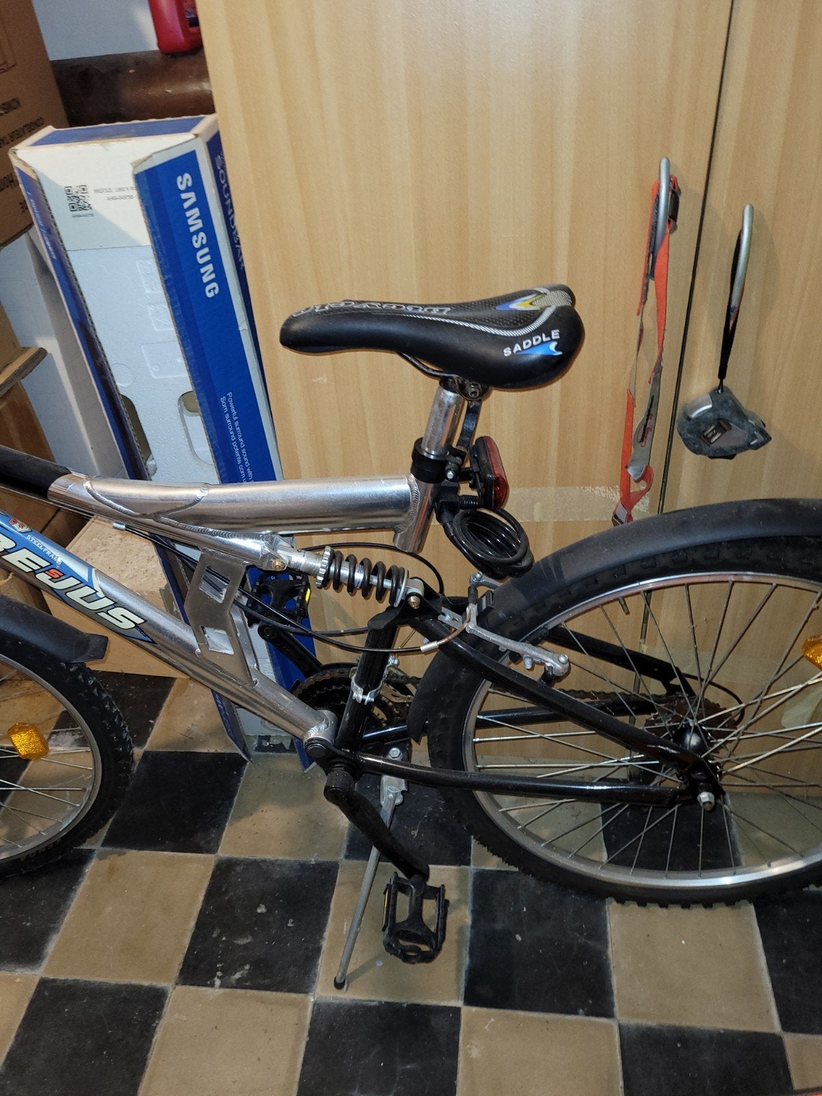 fiets, Ophalen, Zo goed als nieuw, Staal, Velgrem