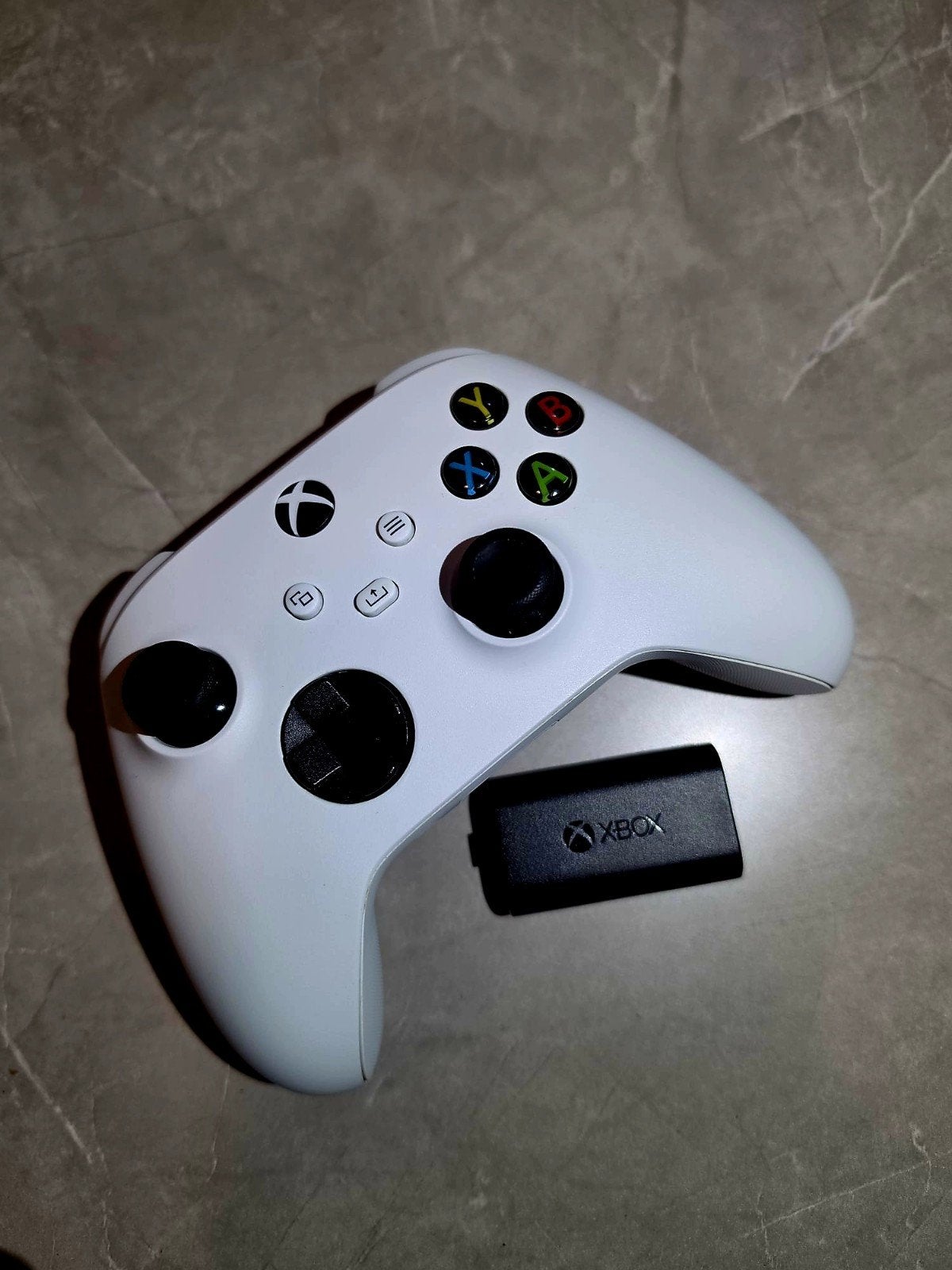 Manette xbox + batterie, Consoles de jeu & Jeux vidéo, Enlèvement, Comme neuf