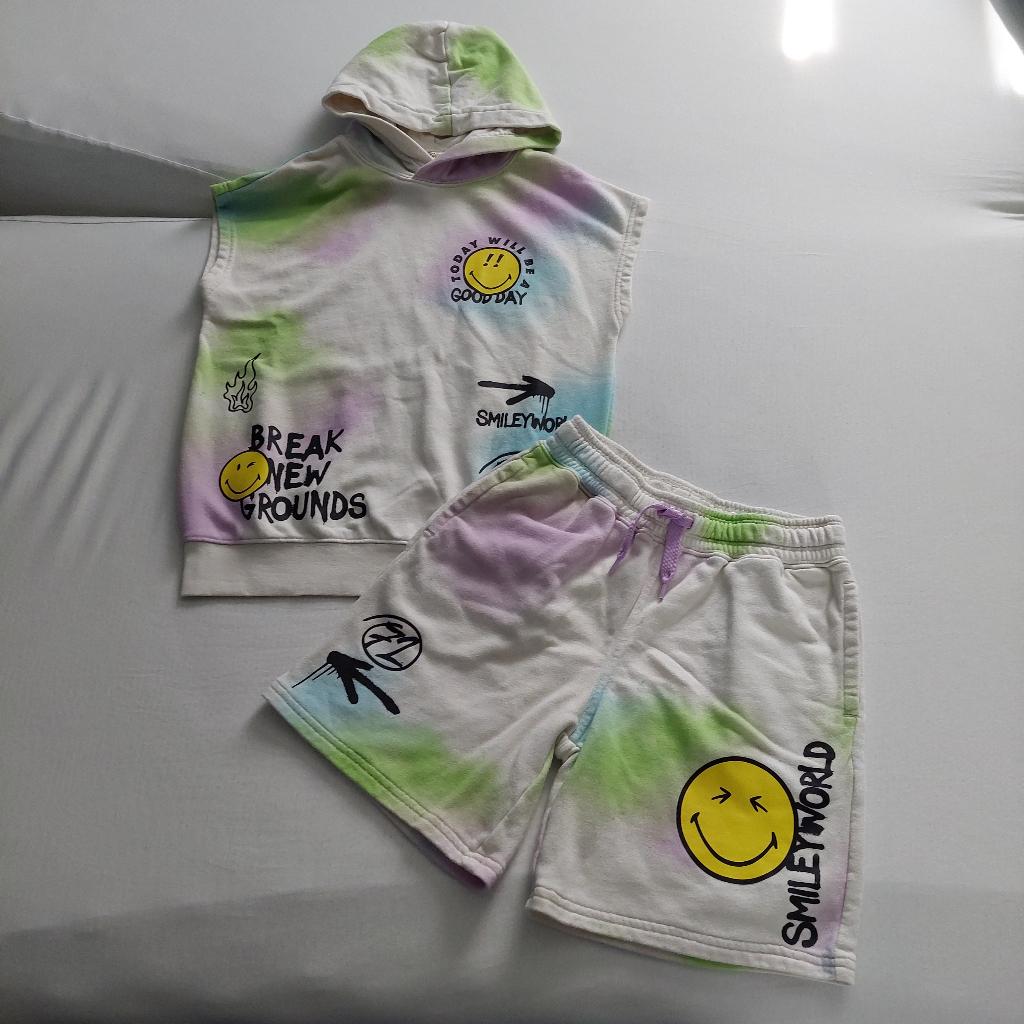 H&M smiley set met kap voor jongen mt 134/140, Gebruikt, H&M, Ophalen of Verzenden, Setje