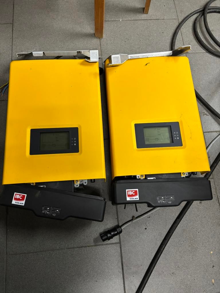 Omvormer SMA sunny boy SB3000HF, Doe-het-zelf en Bouw, Zonnepanelen en Toebehoren, Gebruikt, Ophalen