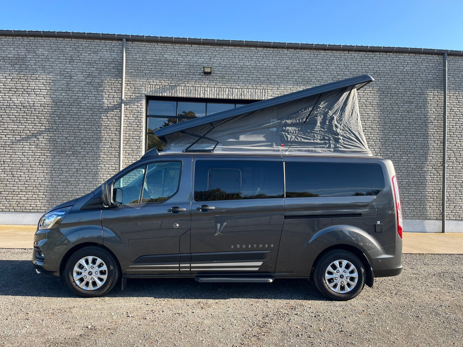 Grijze Ford Burstner Copa C530 - BJ 2022, Caravans en Kamperen, Automaat, Buscamper of Camperbus, Verwarmde buitenspiegels, Treinzit