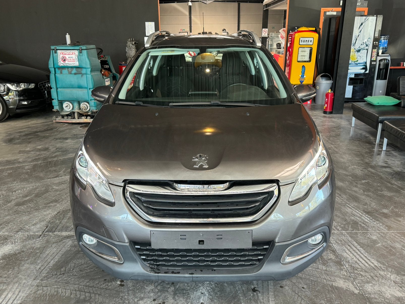 PEUGEOT 2008, Autos, Argent ou Gris, Achat, Euro 6, Entreprise