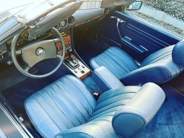 Mercedes 380 SL Cabrio R107 + Hardtop in Diamond Blue 1985, foto 3