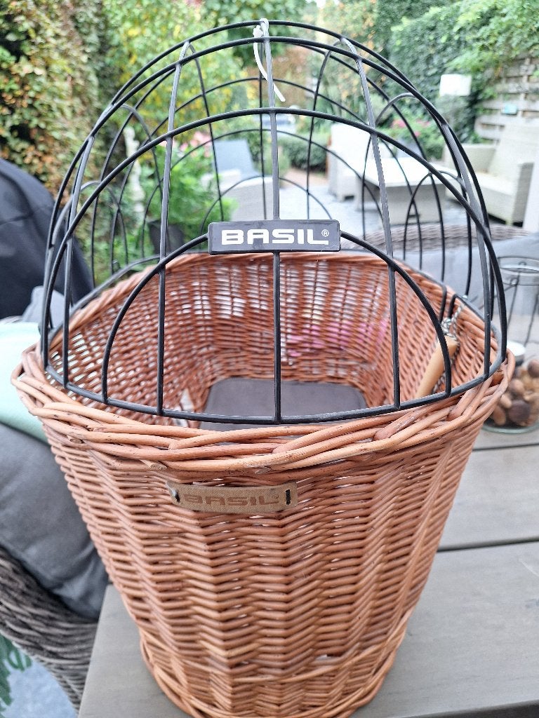 Fietsmand hond merk Basil, Fietsen en Brommers, Ophalen, Zo goed als nieuw, Fietsmand