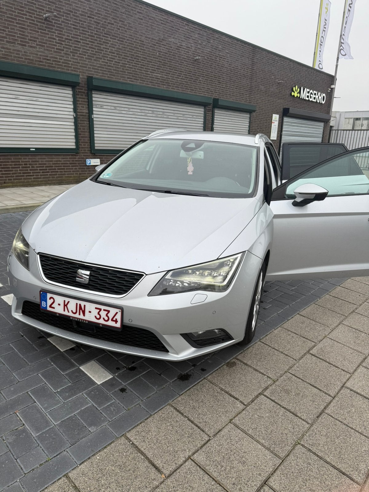 Seat Leon ST Automaat, Autos, Achat, Ordinateur de bord, Leon, Diesel