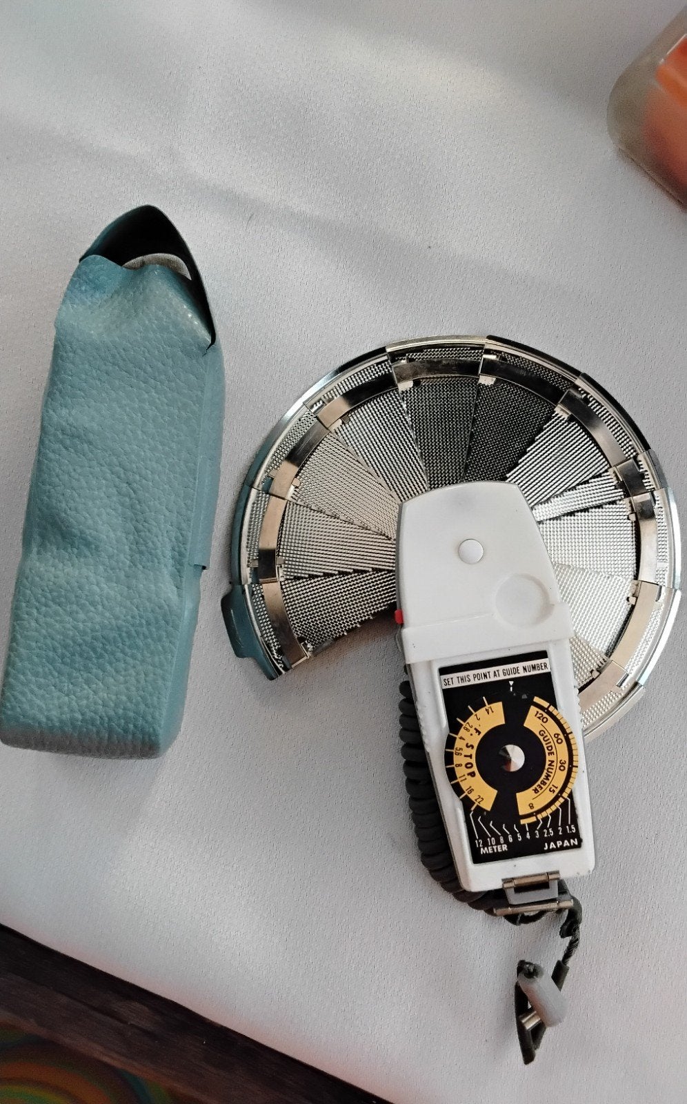Flash à ventilateur japonais TPS vintage avec étui, Enlèvement ou Envoi