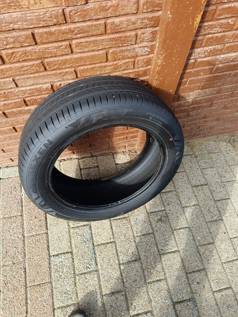 Auto ZomerBanden, Ophalen, 215 mm, Nieuw, Band(en)
