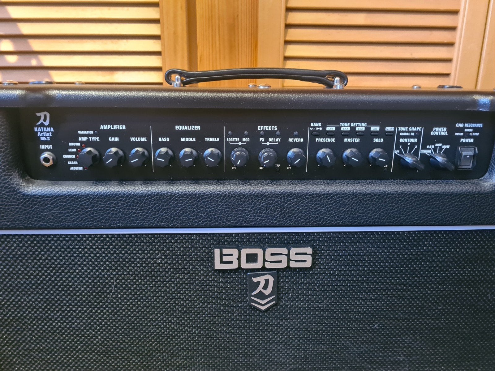 Boss katana artist MK2, Muziek en Instrumenten, Ophalen