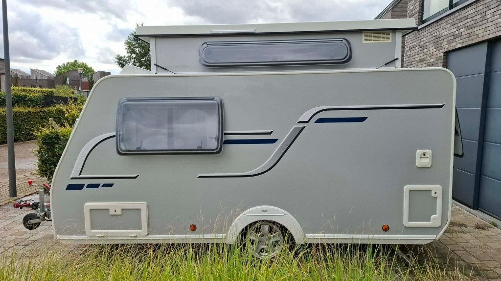 Trigano Silver 310 TDL (2014) — licht en handig, Caravans en Kamperen, Trigano, Treinzit, 4 tot 5 meter, Schokbreker