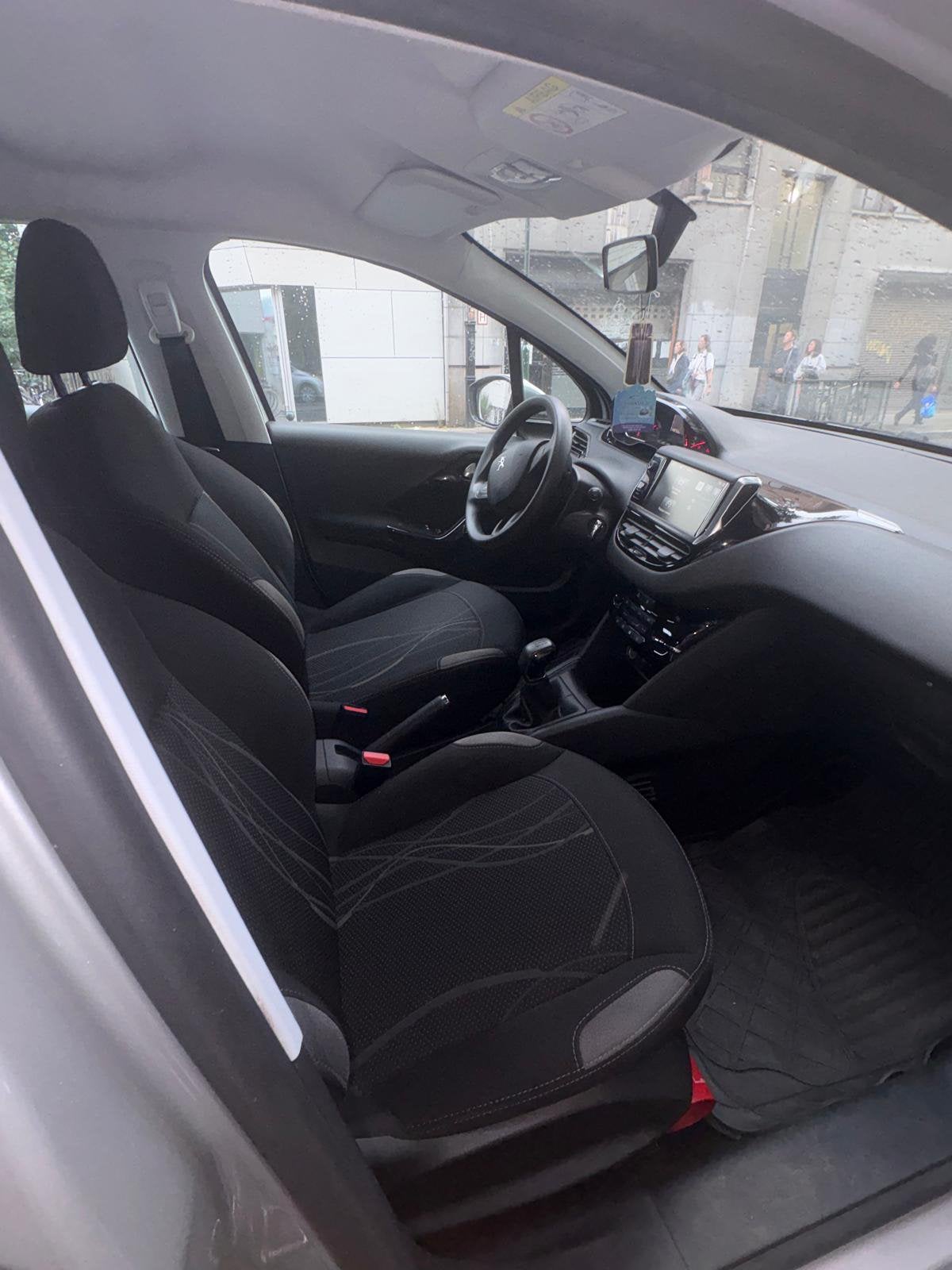 Peugeot 208, Autos, Argent ou Gris, Achat, Euro 6, Boîte manuelle