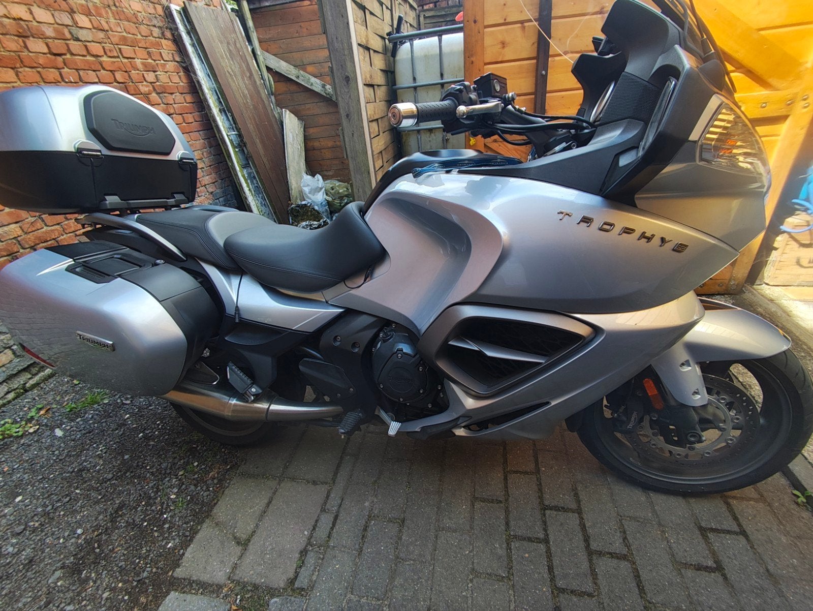 Triumph Trophy 1200 full option, Motoren, Motoren | Triumph, Handvatverwarming, Motorrijbewijs A, Gebruikt, 3 cilinders
