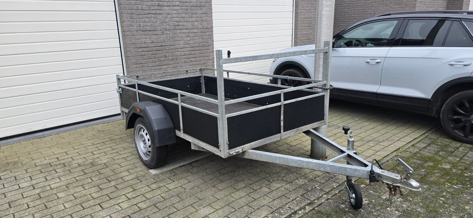 aanhangwagen te huur, Ophalen, Zo goed als nieuw