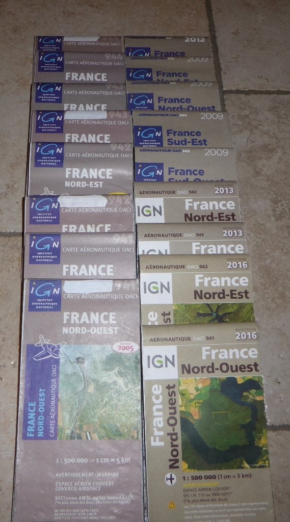 17 cartes IGN de France/ Cartes aéronautiques, Enlèvement, Comme neuf, France
