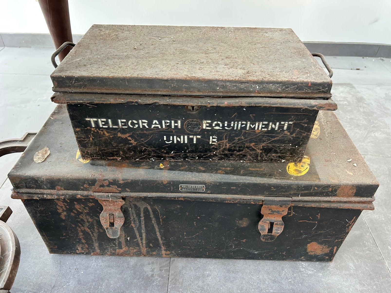 Caisse métallique « TELEGRAPH EQUIPMENT UNIT E », Maison & Meubles, Accessoires pour la Maison | Coffres, Enlèvement, Comme neuf
