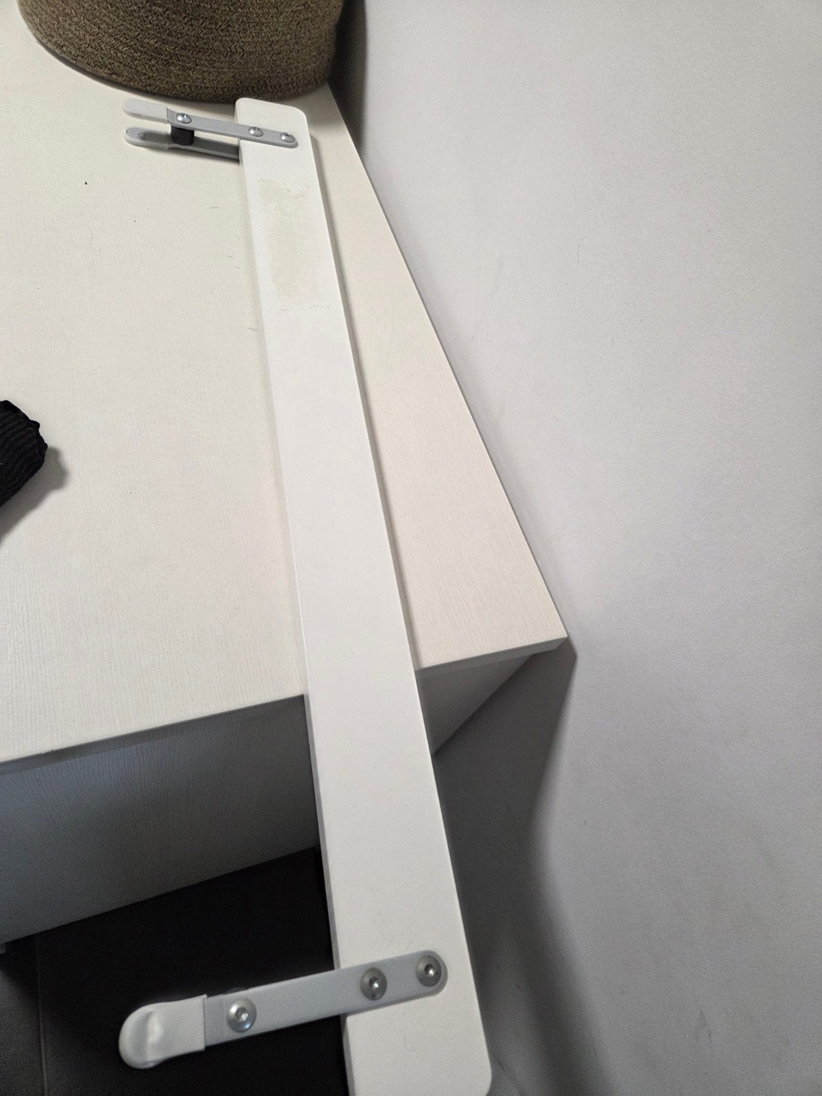 ikea steunplank, Enlèvement