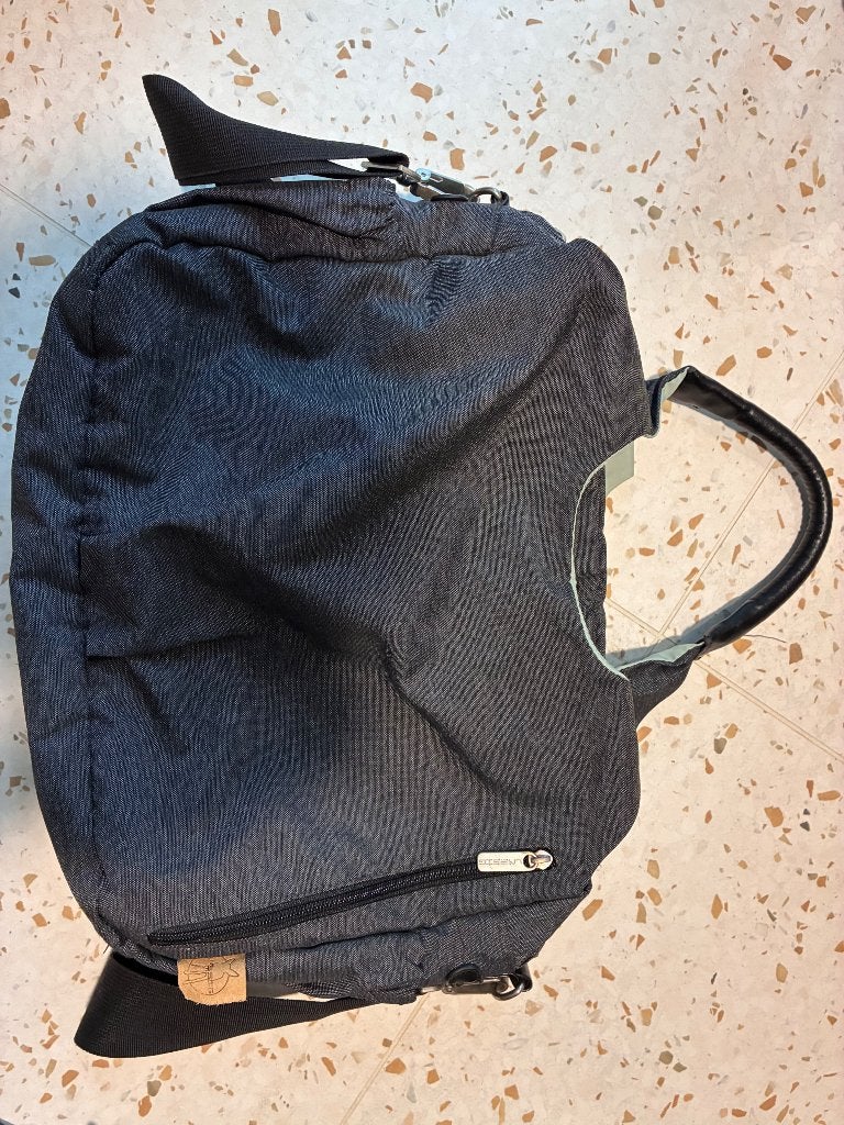 Lässig luiertas, Kinderen en Baby's, Lässig, Extra vakken, Zo goed als nieuw, Grijs