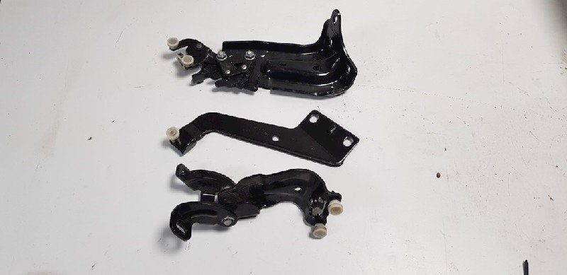 CHARNIERE DE PORTE ARRIÈRE DROITE Volkswagen Sharan (7N), Utilisé, Volkswagen