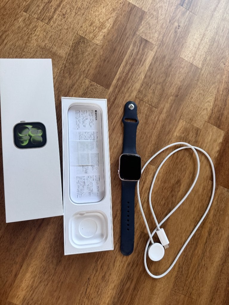 Apple Watch 4, Avancer d'un pas, Enlèvement ou Envoi, Apple Watch, IOS