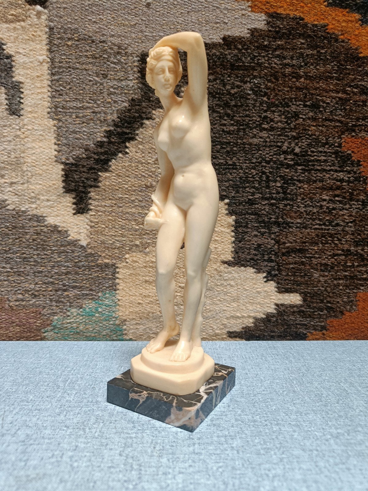 A.Santini mooie beeld van naakte vrouw, Enlèvement ou Envoi, Statue, Femme