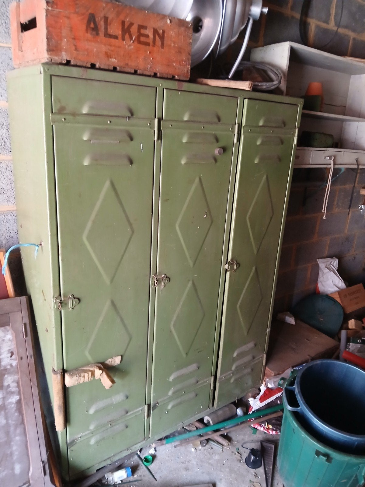 cassier vestiaire vintage, Enlèvement