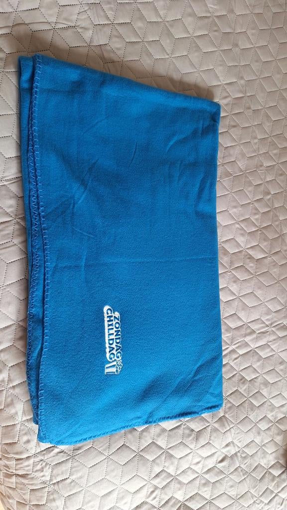 Fleece deken 2€ "Zondag Chilldag", Maison & Meubles, Accessoires pour la Maison | Plaids & Couvertures, Enlèvement ou Envoi