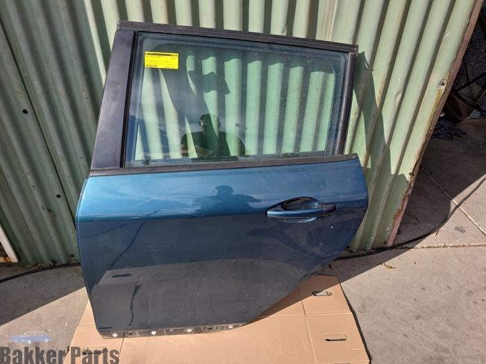 Portier 4Deurs links-achter van een Peugeot 2008 (EDZ), Gebruikt, -, Deur, -