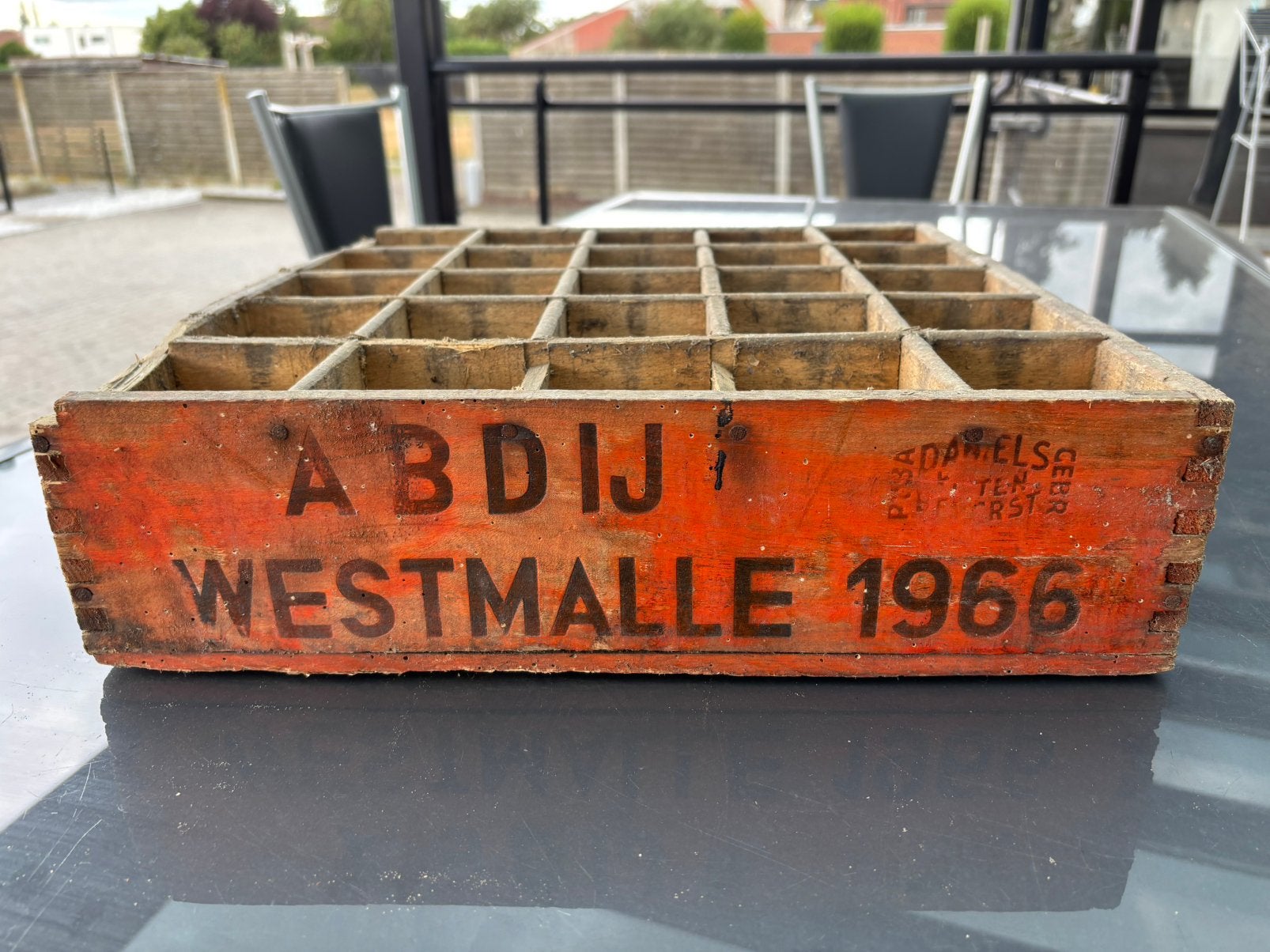 Oude bierkrat Westmalle 1966, Huis en Inrichting, Woonaccessoires | Kisten, Ophalen, Zo goed als nieuw