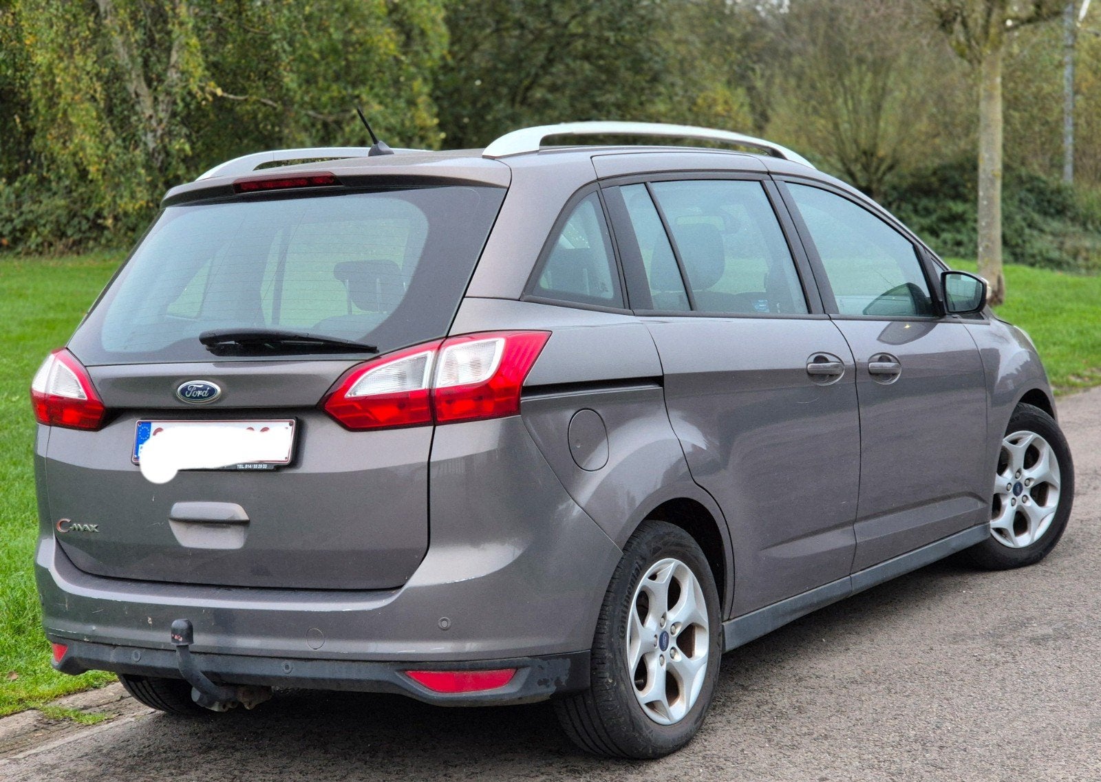 Ford grand c max 16tdci 195mkm 7places 2012.4400€ ctok, Autos, Euro 5, 7 places, Boîte manuelle, 5 portes
