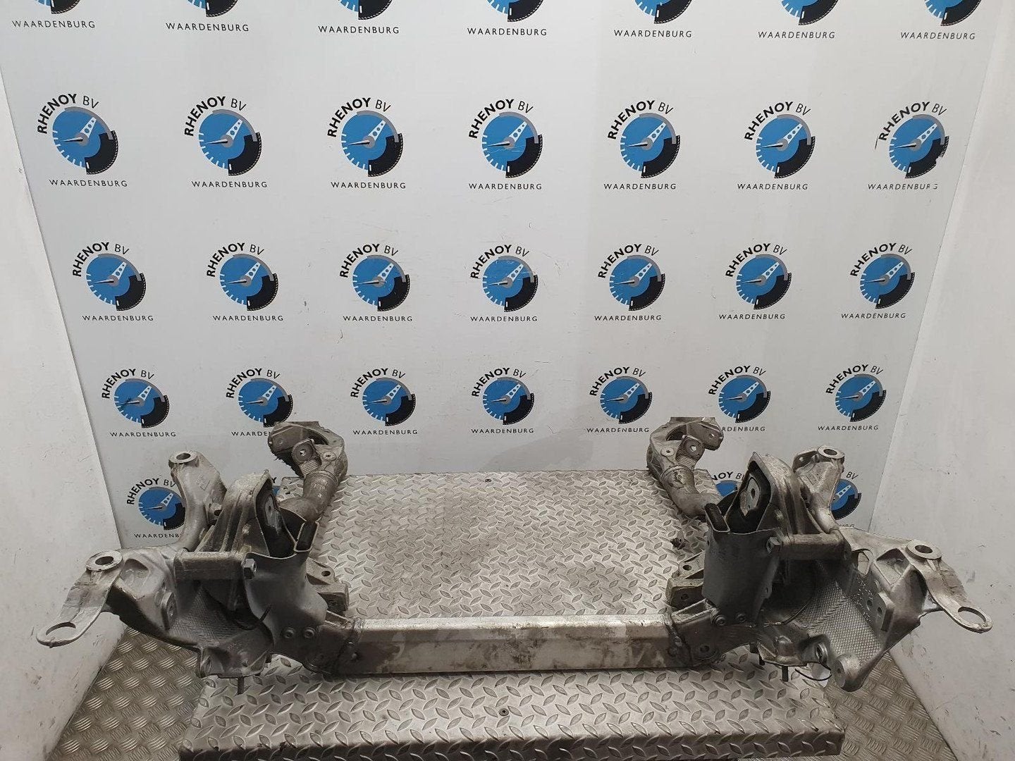 AUDI A5 SUBFRAME VOOR 2008, Enlèvement ou Envoi, Utilisé, ARN reconnu