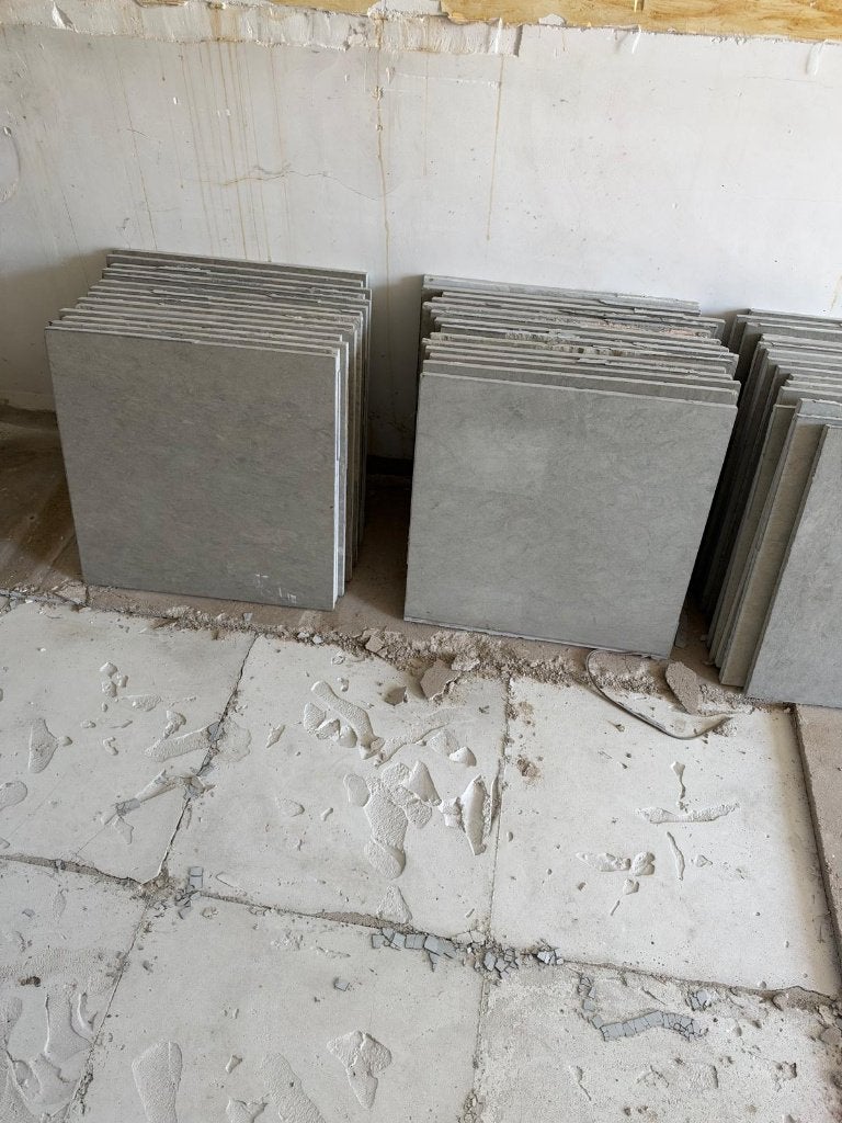 200 carreaux belges en pierre bleue 50 x 50 cm, Enlèvement, Utilisé