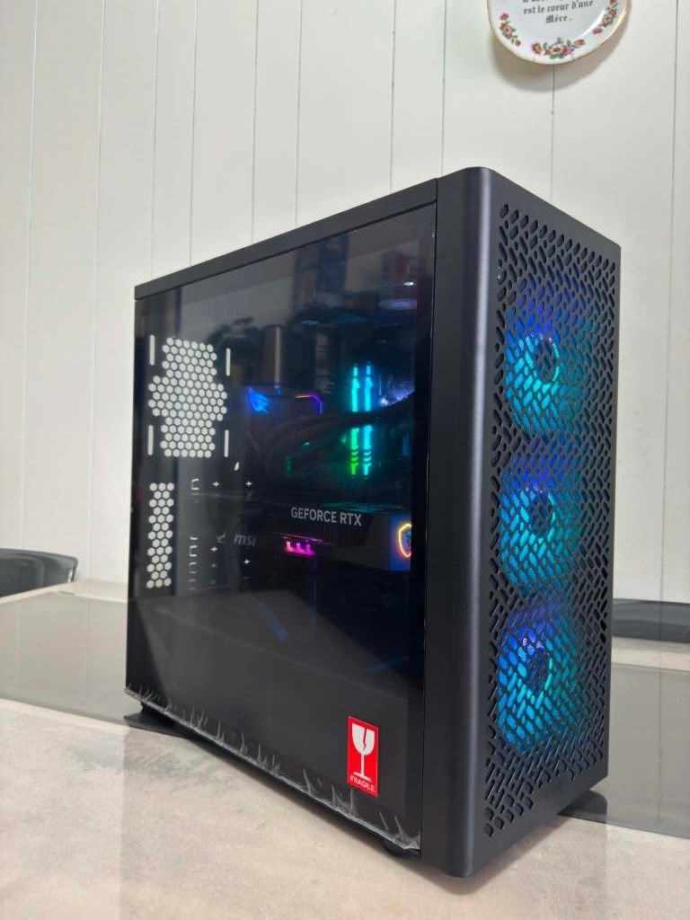 PC Gamer RTX 5070 • Ryzen 5 5600X • 32 Go • RGB, Ophalen, Le pc est monté avec différentes marques, 32 GB, Virtual Reality