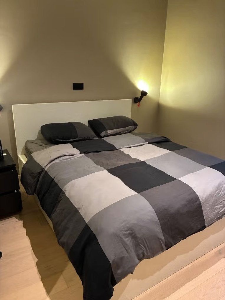 Lit de rangement Ikea Malm 160x200 + matelas Vålvåg, Enlèvement, Neuf