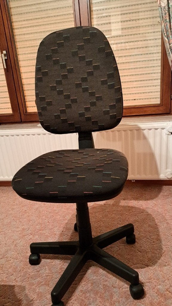 Chaise bureau-idéale pr chambre d'étudiant/télétravail/kot, Maison & Meubles, Enlèvement, Comme neuf, Gris, Chaise de bureau