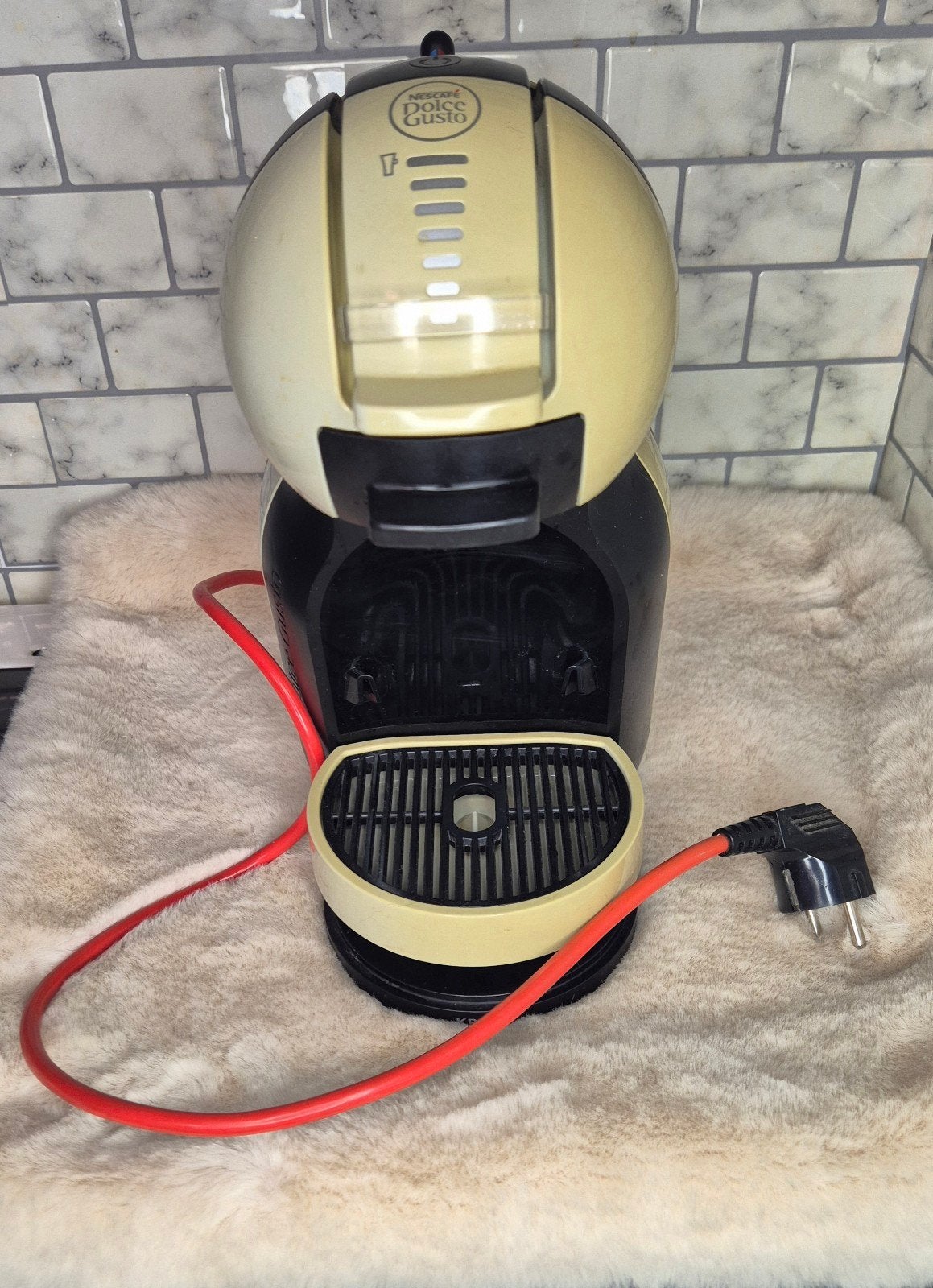 Nescafé Dolce Gusto Mini Me koffiezetapparaat (Krups), Ophalen of Verzenden, Gebruikt, Koffiemachine, Koffiepads en cups