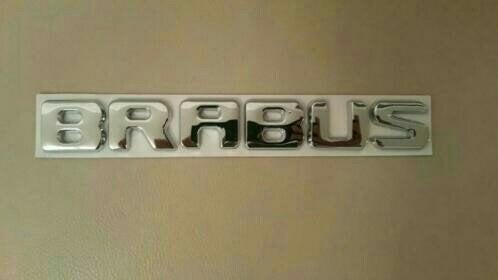 Mercedes Brabus koffer logo in het zilver of zwart, Auto-onderdelen, Achterklep, Mercedes-Benz, Nieuw, Ophalen of Verzenden