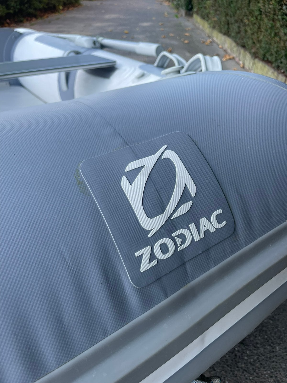 Zodiac Cadet 230 Aero – vrijwel ongebruikt, Watersport en Boten, Ophalen, Zo goed als nieuw