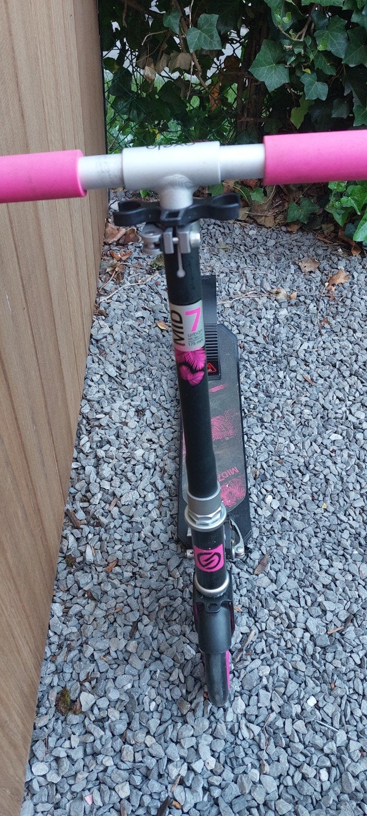Oxelo Mid 7 step – grote wielen 200 mm – roze/zwart, Enlèvement