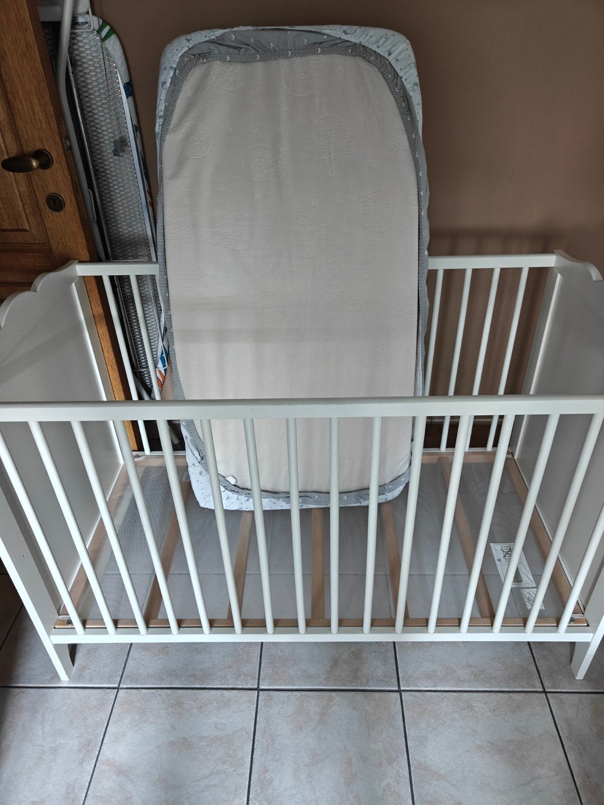 baby bedje, Kinderen en Baby's, Ophalen, Zo goed als nieuw, Overige typen
