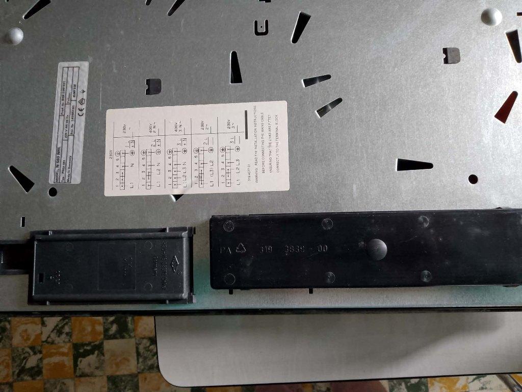 Elektrische kookplaat, Elektronische apparatuur, Ophalen, 4 kookzones, Zo goed als nieuw, Inbouw