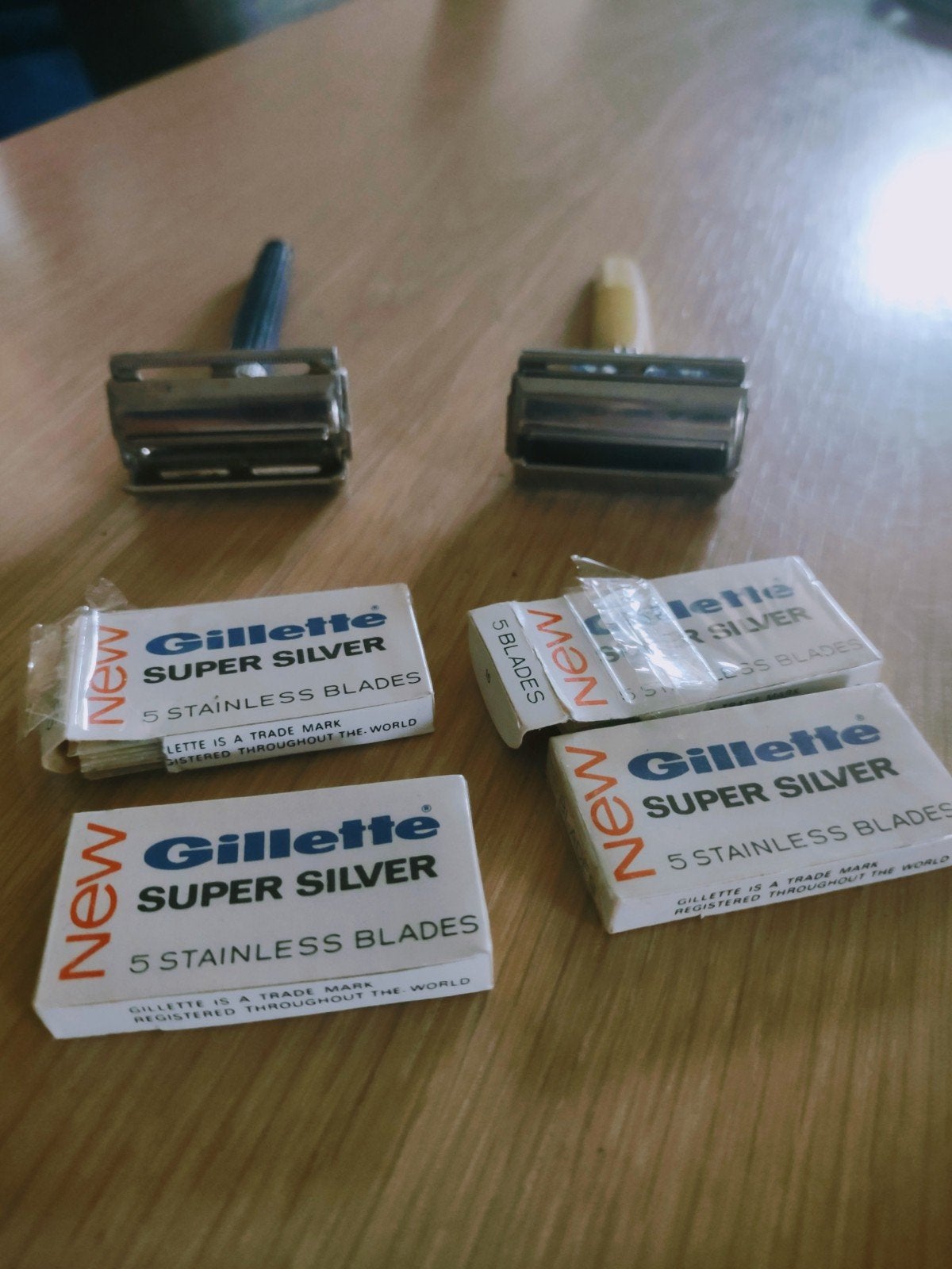 2 vintage scheer krabbers, Ophalen of Verzenden