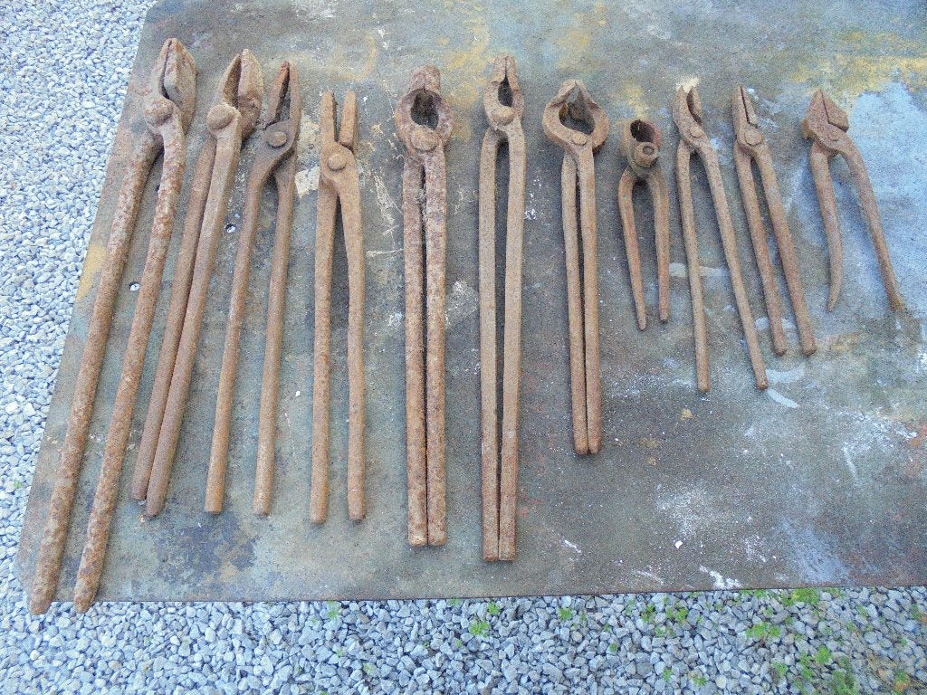 lot de 11 anciennes pinces de forgeron, Enlèvement