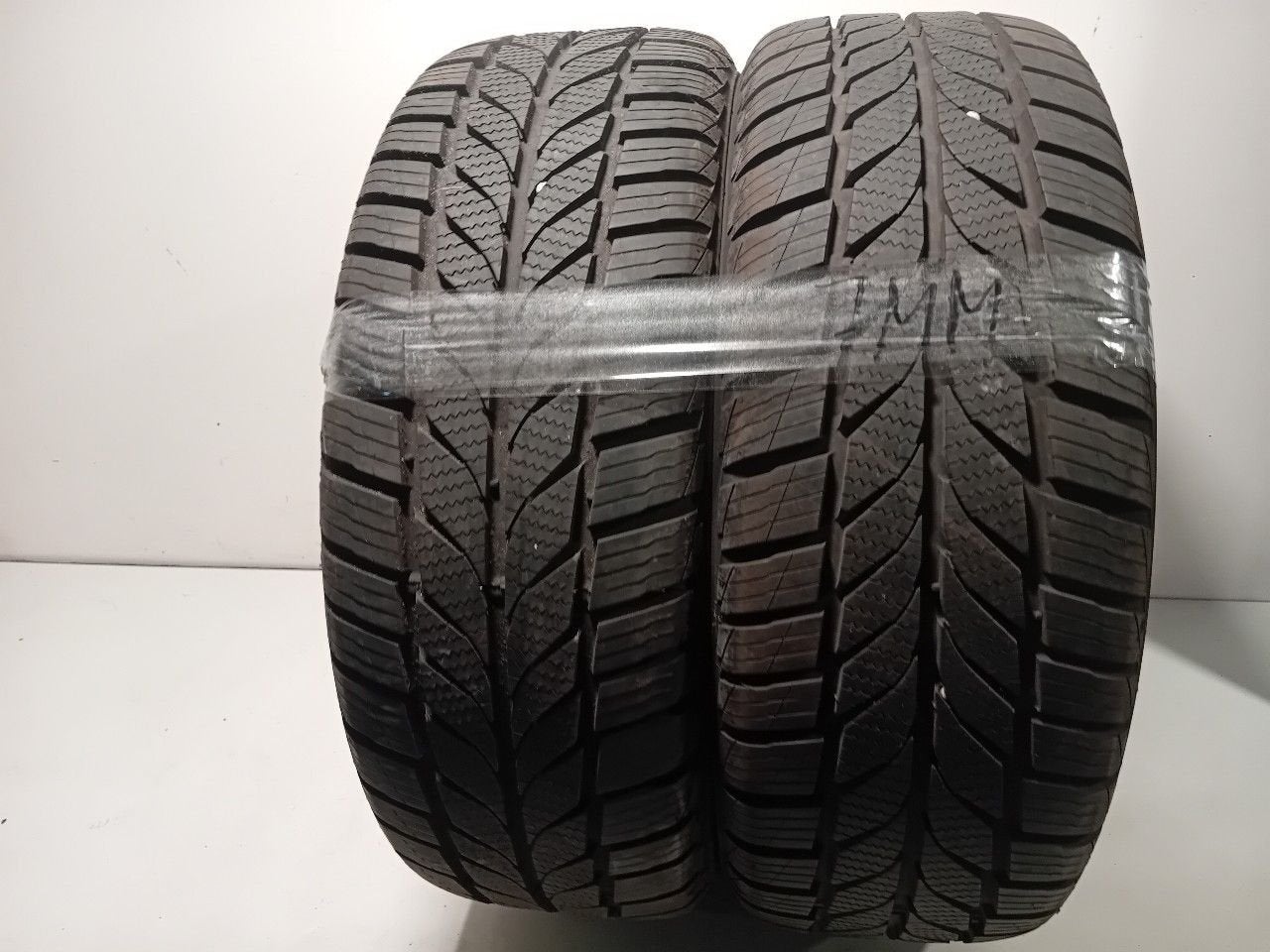 Bandenset 2 stuks 4-Seizoenen 205 55 R16, Auto-onderdelen, Onderdelen@venauto.nl, Van der Ven Autorecycling B.V., Gebruikt, Ettenseweg 76, 4706 PB Roosendaal, The Netherlands
