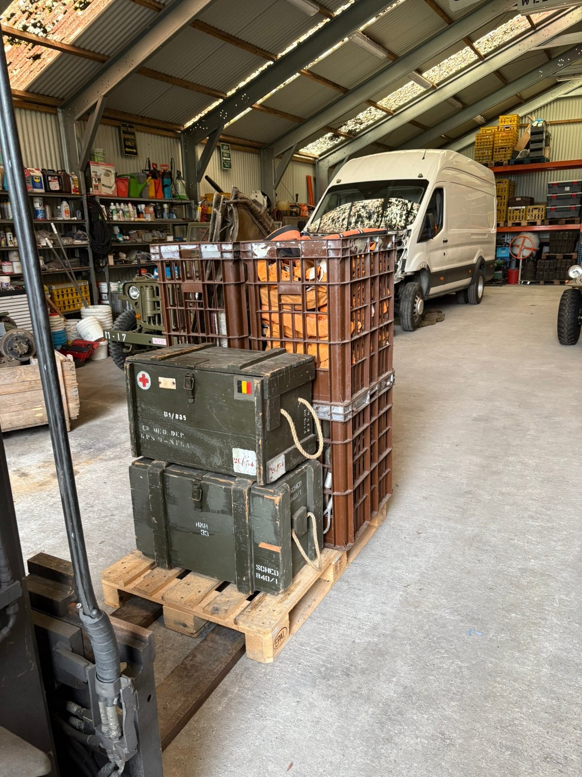 Coffre en bois, Ophalen