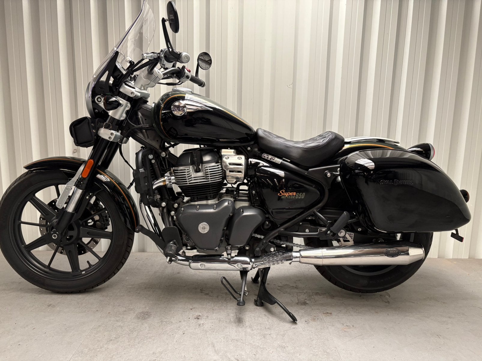ROYAL ENFIELD SUPER METEOR 650 A2 ***garantie ***, Bedrijf